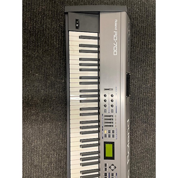 Used Roland RD700 Portable Keyboard