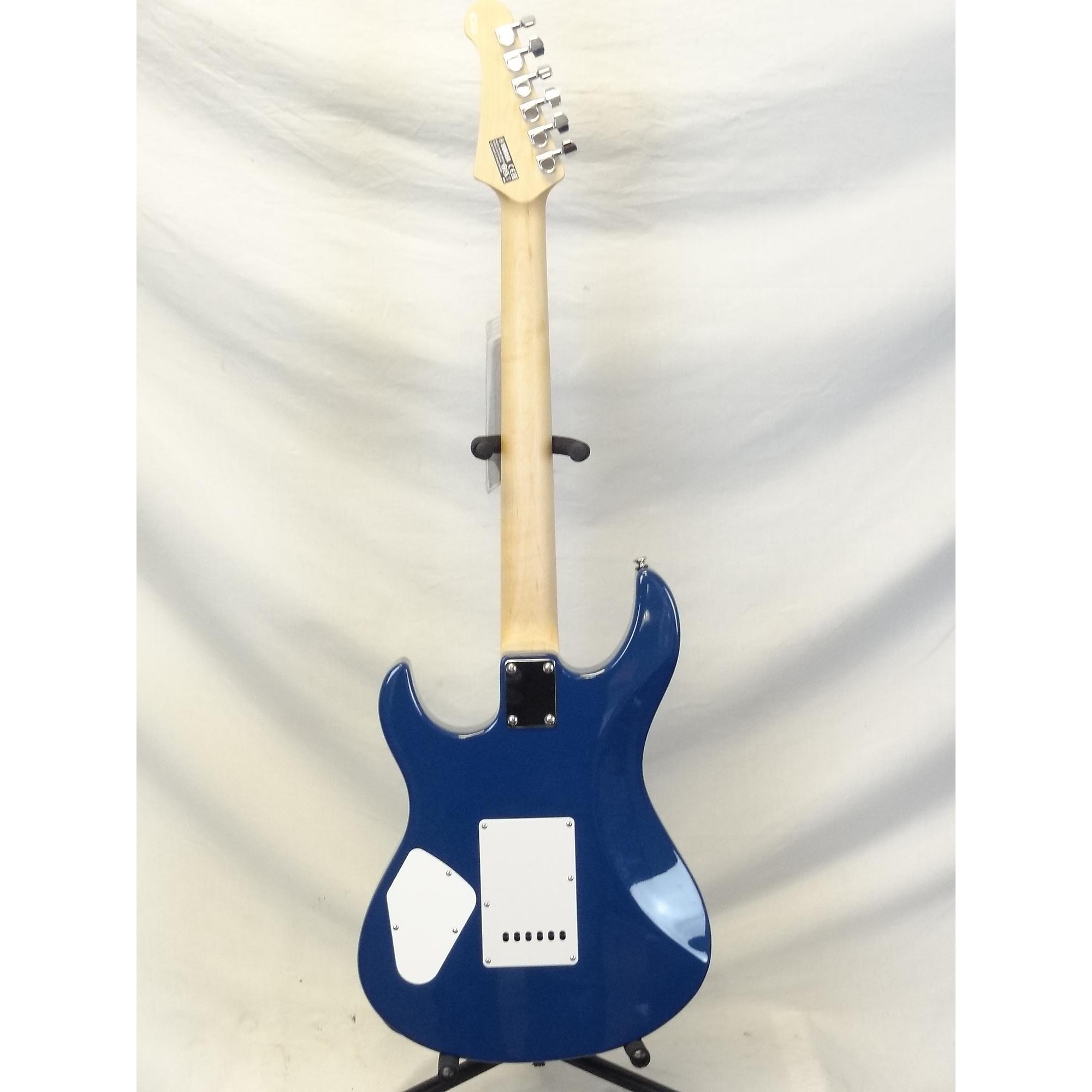 Used Yamaha Pacifica PAC112V Solid Body Electric Guitar