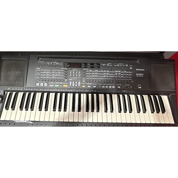 Used Technics KN400 Keyboard Workstation