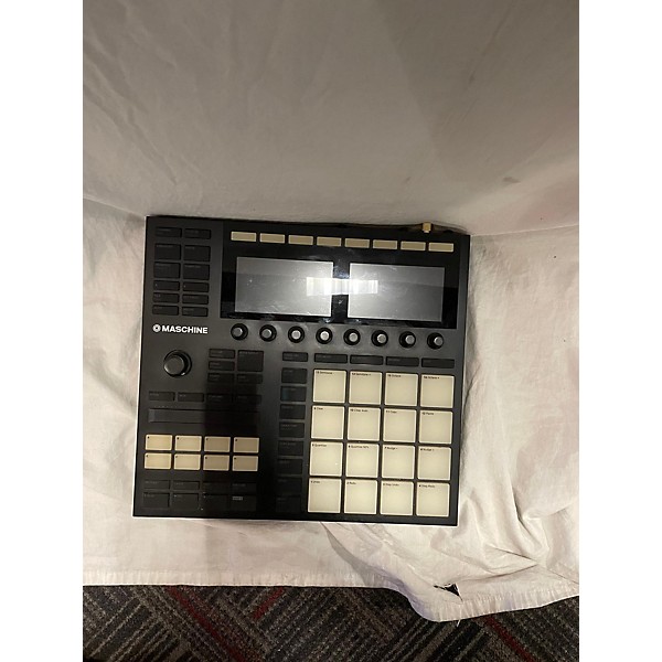 Used Native Instruments Used Native Instruments Maschine MK3 MIDI Controller