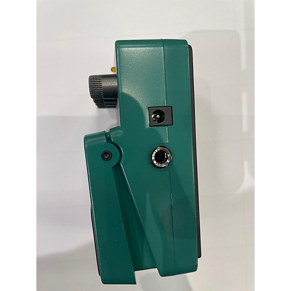 Used Behringer BLE400 Bass Limiter Enhancer Bass Effect Pedal