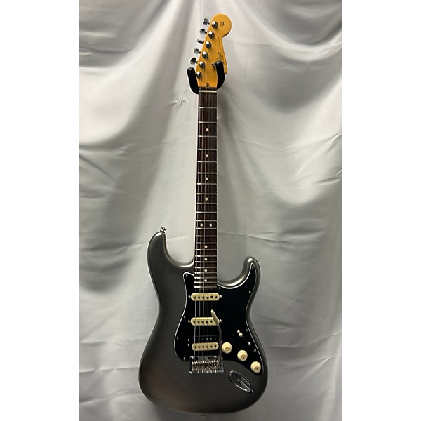 Used Fender Fender American Professional II Stratocaster HSS Rosewood Fingerboard Solid Body Electric Guitar