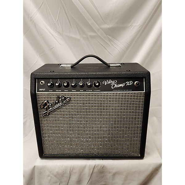 Used Fender Vibro Champ XD 5W 1X8 Guitar Combo Amp