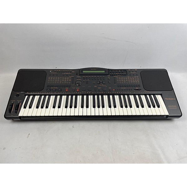 Used Technics KN1000 Keyboard Workstation