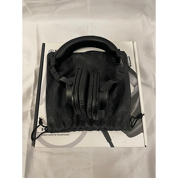 Used Yamaha HPH-MT5 Studio Headphones