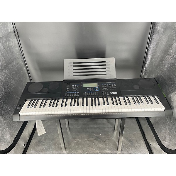 Used Casio WK6600 76 Key Portable Keyboard