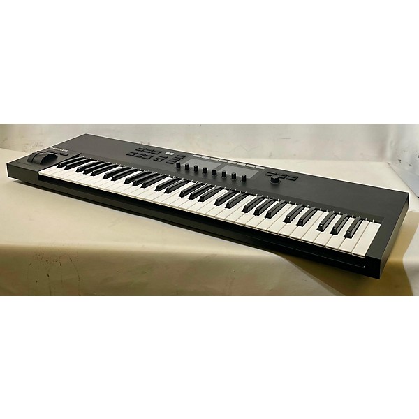 Used Native Instruments Komplete Kontrol S88 MK3 MIDI Controller