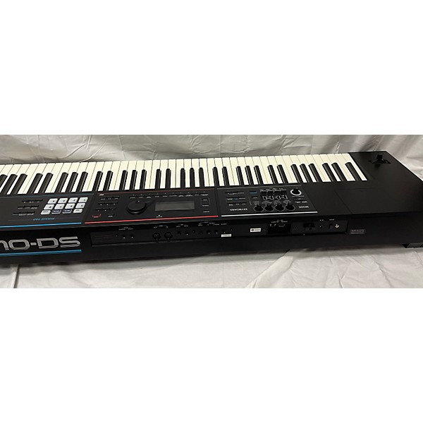 Used Roland Used Roland Juno DS88 Synthesizer