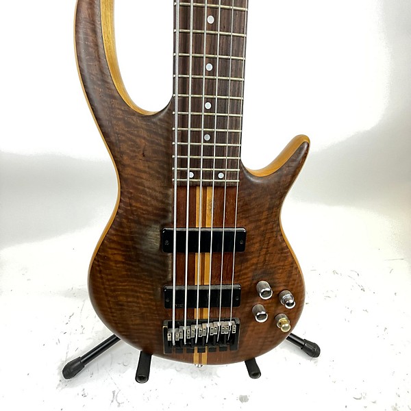 Used Carvin Ic6 Icon 6 String Electric Bass Guitar