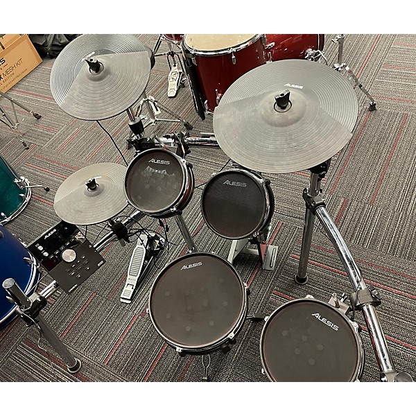 Used Alesis Used Alesis Crimson 5-Piece Electric Drum Set