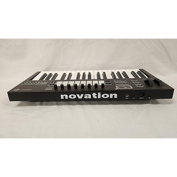 Used Novation Used Novation Launchkey 37 MIDI Controller