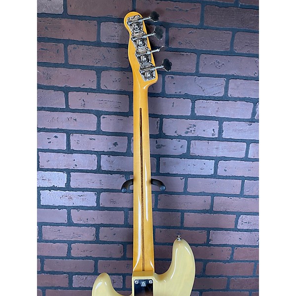 Used Fender Used 2022 Fender American Vintage II 1954 Precision Bass Vintage Blonde Electric Bass Guitar