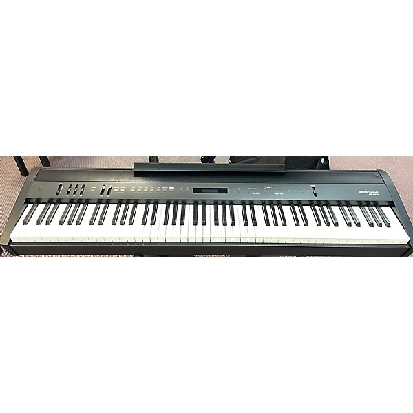 Used Roland FP60X Stage Piano