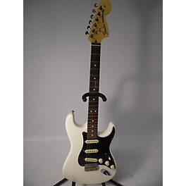 Used Fender Used 2018 Fender American Performer Stratocaster SSS Arctic White Solid Body Electric Guitar