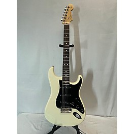 Used Fender Used 2020 Fender American Professional Stratocaster SSS Olympic White Solid Body Electric Guitar