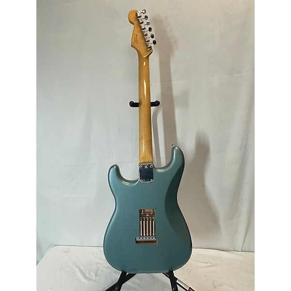 Used Fender Used 2022 Fender Vintera 60s Stratocaster Ice Blue Metallic Solid Body Electric Guitar