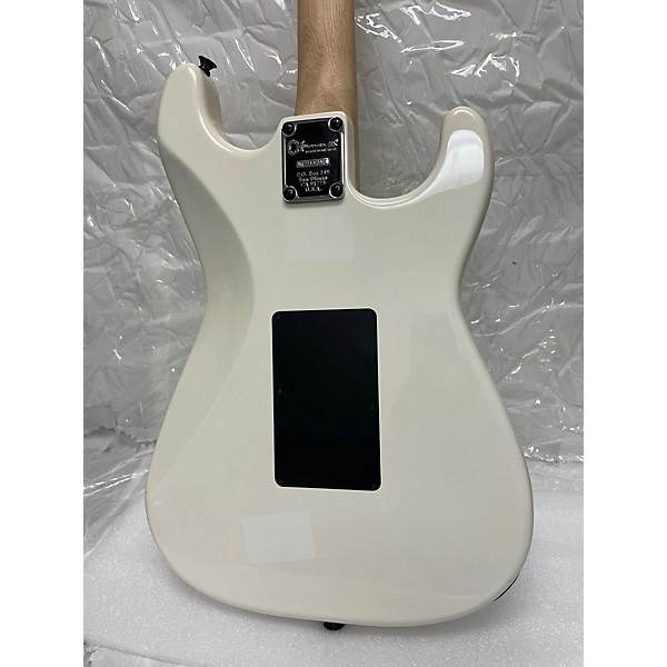 Used Charvel Used 2021 Charvel Pro-Mod So-Cal Style 1 HH M LH Snow White Solid Body Electric Guitar