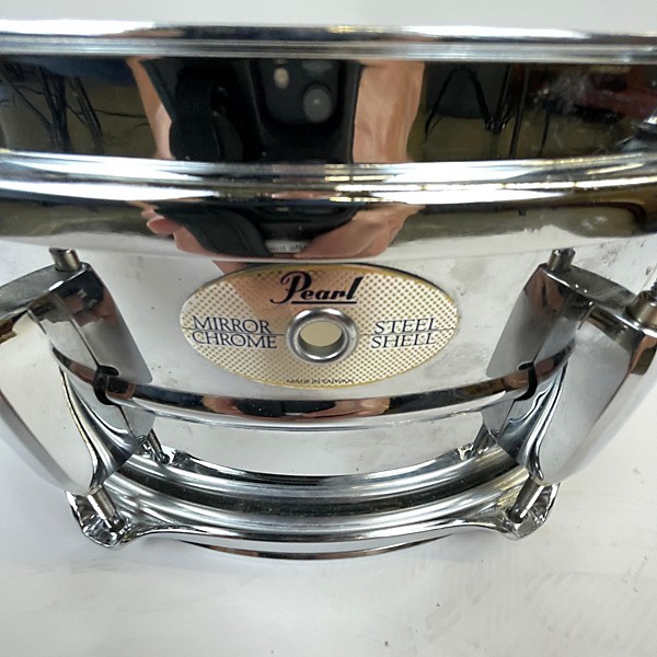 Used Pearl 14X5.5 MIRROR CHROME SNARE Drum