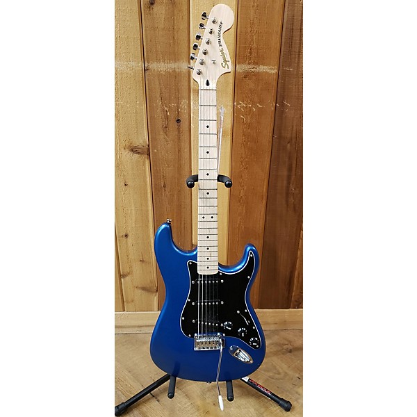 Used Squier Used Squier Affinity Stratocaster Blue Solid Body Electric Guitar