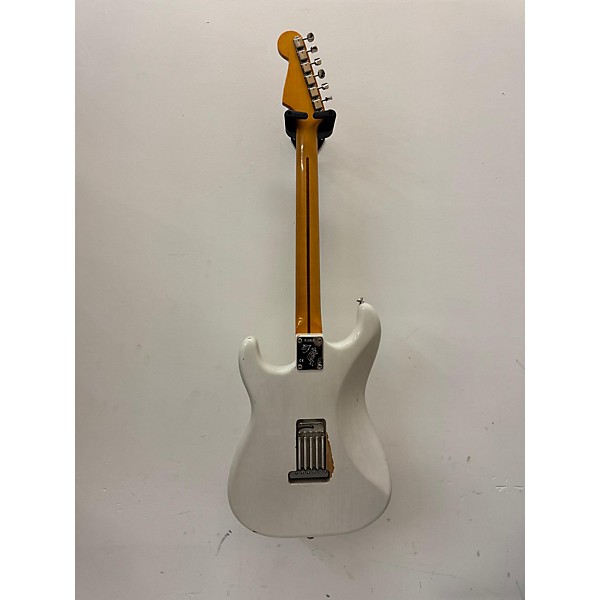 Used Fender Used Fender Artist Series Eric Johnson Stratocaster White Blonde Solid Body Electric Guitar