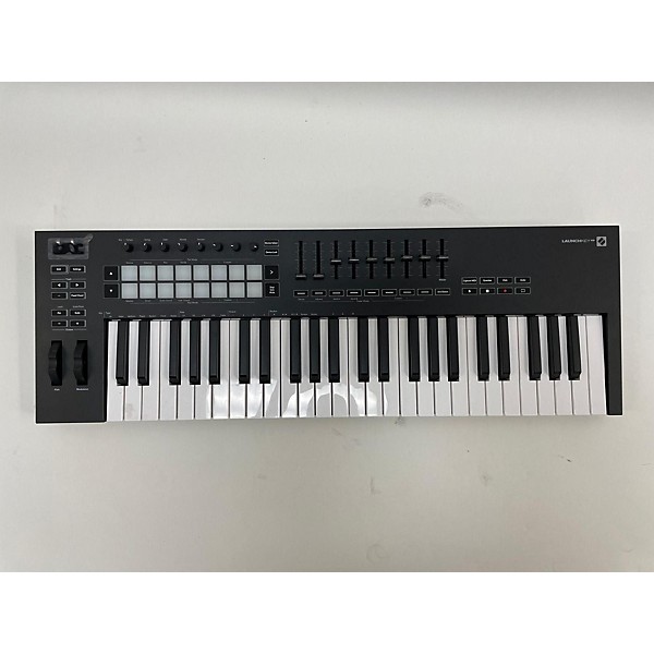 Used Novation Used Novation Launchkey 49 Key MIDI Controller