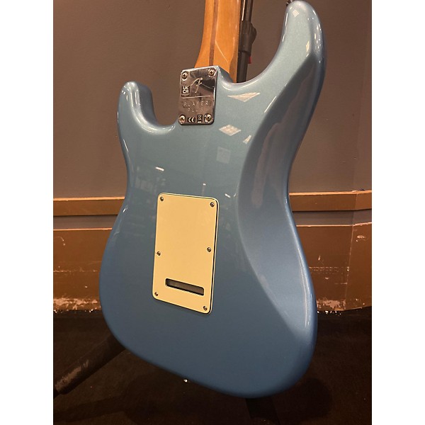 Used Fender Used Fender Player Plus Stratocaster Ice Blue Metallic Solid Body Electric Guitar