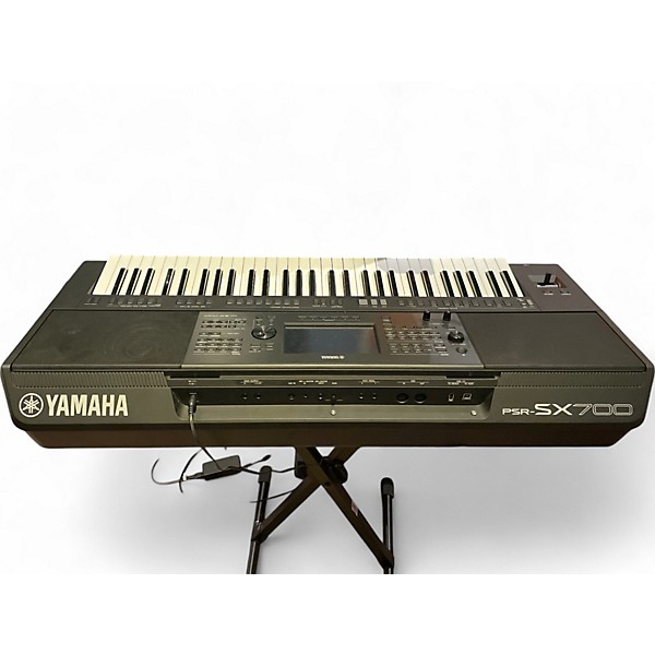 Used Yamaha PSR-SX700 Keyboard Workstation