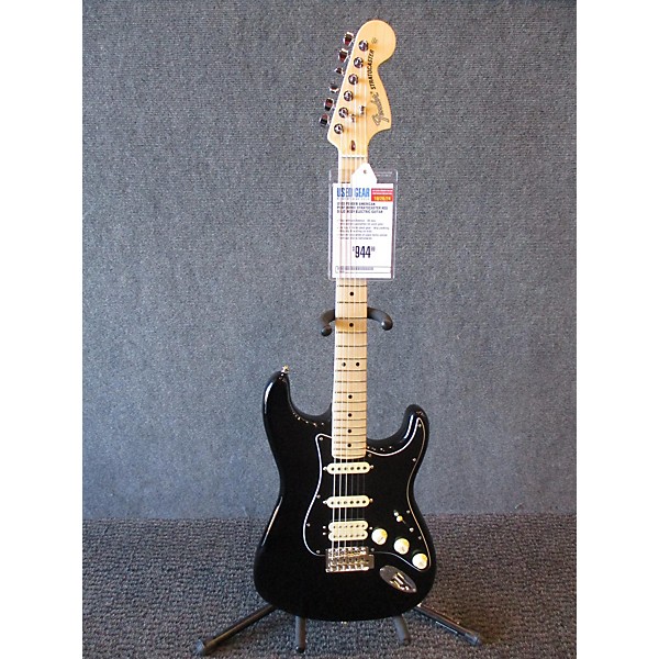 Used Fender Used Fender American Performer Stratocaster HSS Black Solid Body Electric Guitar