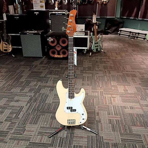 Used Used MARCUS MILLER P5 R Electric Bass Guitar