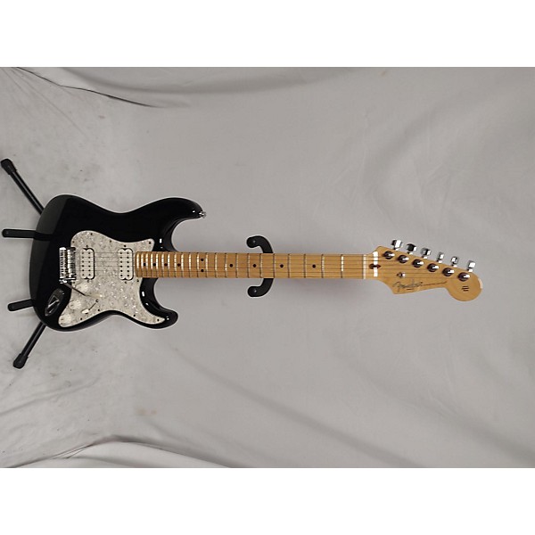 Used Fender Used Fender American Professional Standard Stratocaster HSS Black Solid Body Electric Guitar