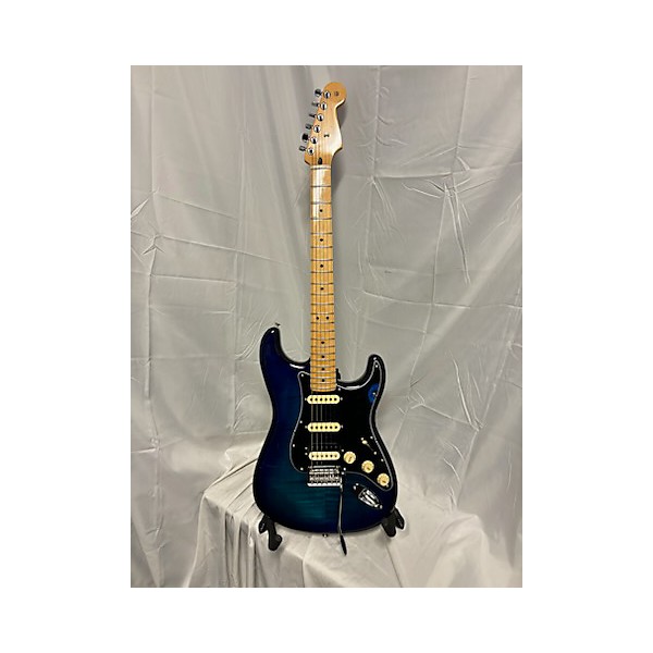 Used Fender Used Fender Player Stratocaster HSS Plus Top Blue Burst Solid Body Electric Guitar