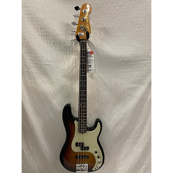 Used Fender Used Fender American Ultra Precision Bass 3 Color Sunburst Electric Bass Guitar