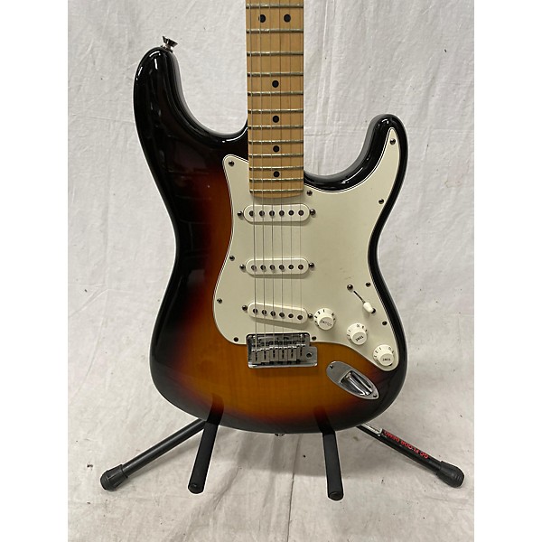 Used Fender Used Fender American Standard Stratocaster 2 Tone Sunburst Solid Body Electric Guitar