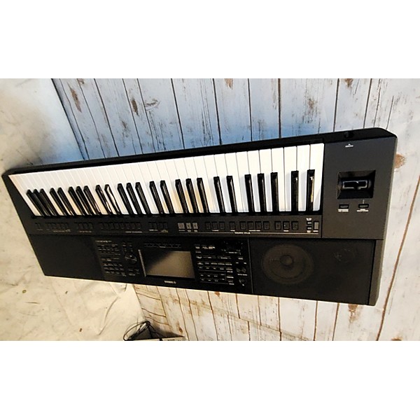 Used Yamaha PSR SX900 Arranger Keyboard