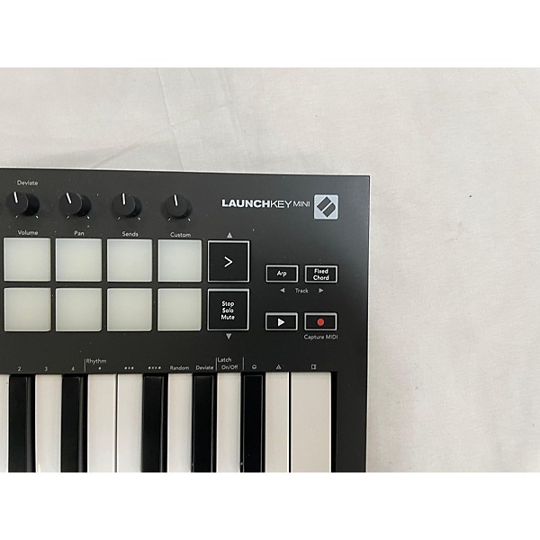 Used Novation Used Novation Launchkey Mini MIDI Controller