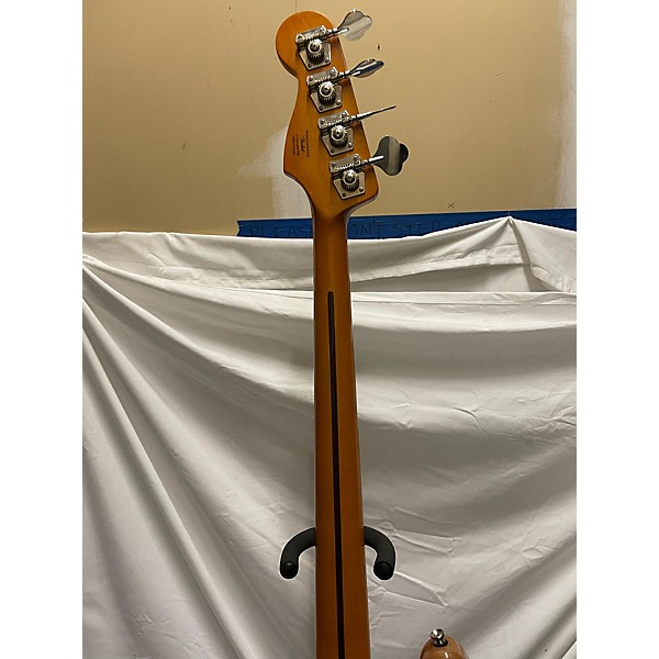 Used Squier Classic Vibe 70s Jazz Bass Electric Bass Guitar