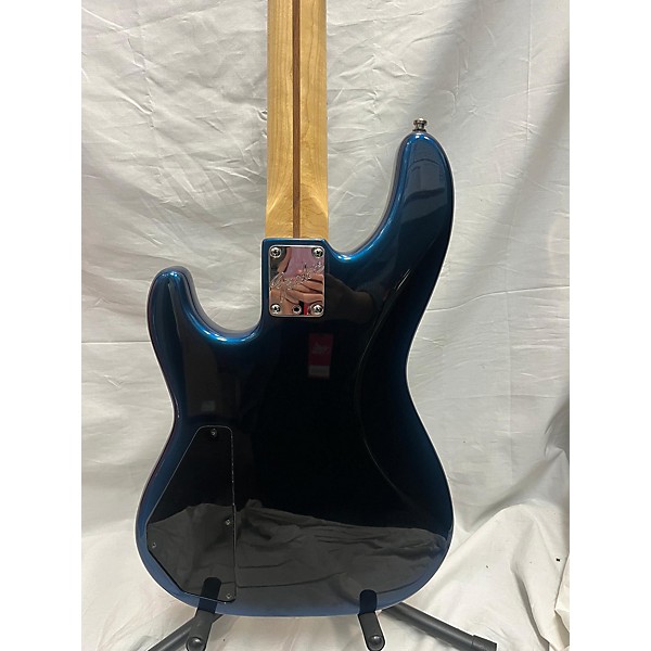 Used Fender Used Fender American Standard Precision Bass Lake Placid Blue Electric Bass Guitar