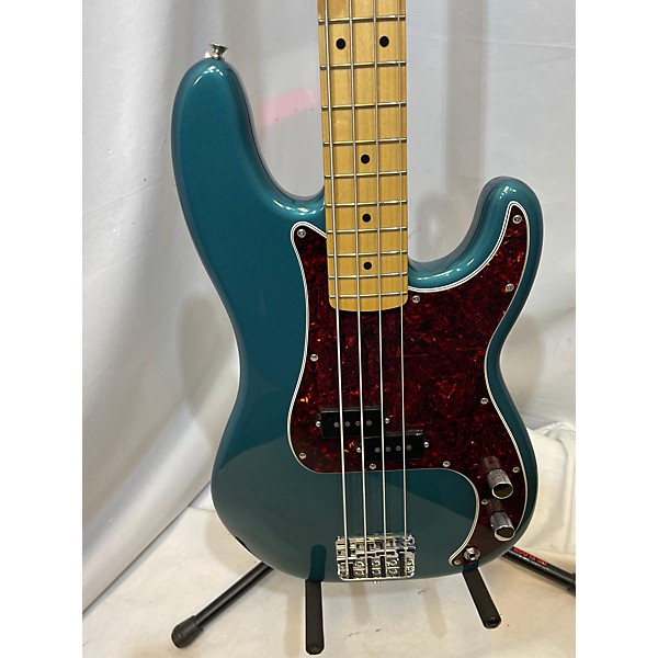 Used Used Fender Player Precision Bass Ocean Turquoise Electric Bass Guitar