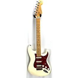 Used Fender Used Fender American Professional Standard Stratocaster HSS Alpine White Solid Body Electric Guitar