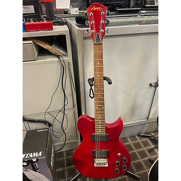 Used Lyon Used Lyon L115 Flat Red Solid Body Electric Guitar