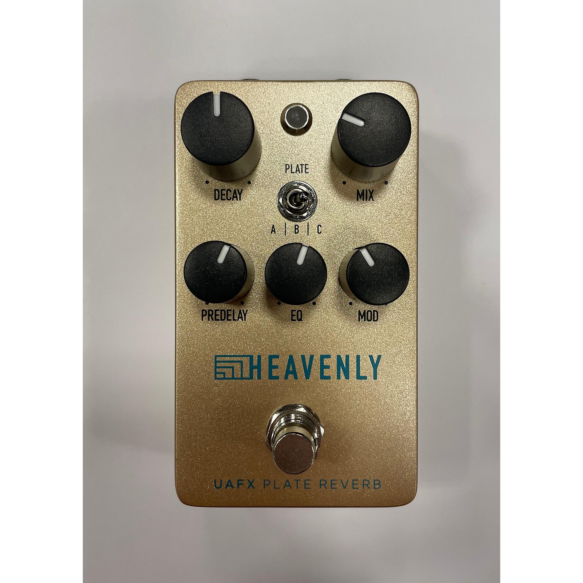 UAFX Plate Reverb(New Universal Audio UAFX Heavenly Plate UAFX Plate Reverb(New Universal Audio UAFX Heavenly Plate
