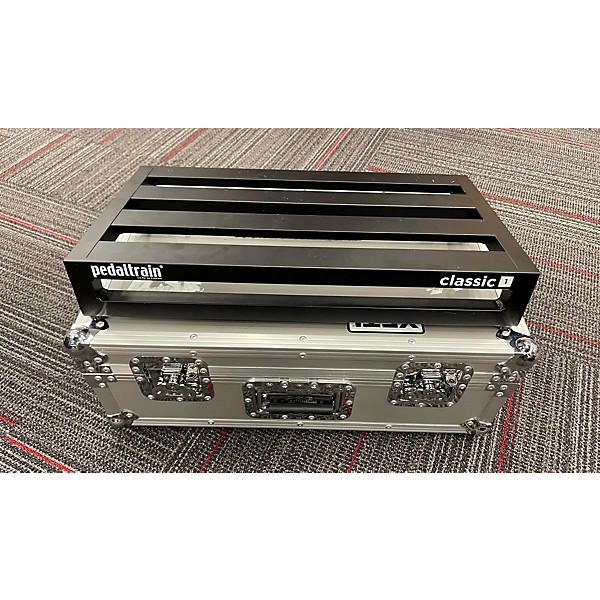 Used Pedaltrain CLASSIC 1 WITH TOUR CASE Pedal Board