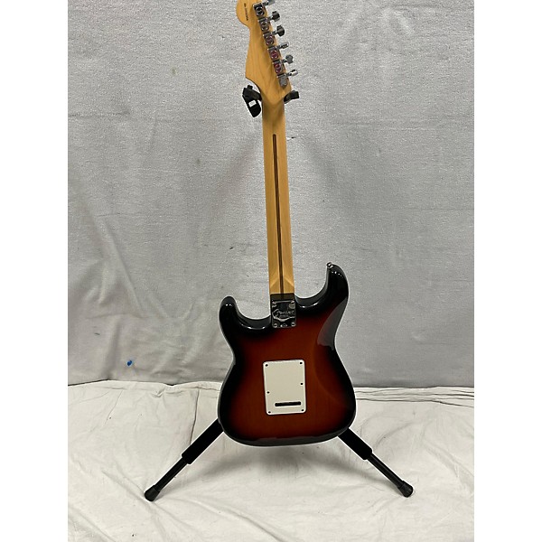 Used Fender Used 2001 Fender American Standard Stratocaster 3 Color Sunburst Solid Body Electric Guitar