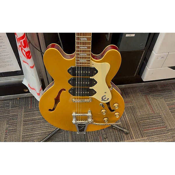 Used Epiphone Used Epiphone Riviera Custom P93 Gold Hollow Body Electric Guitar