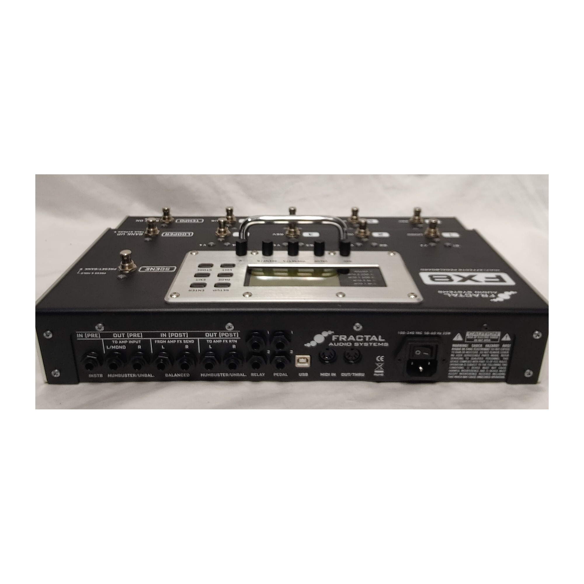 【美品】FRACTAL AUDIO SYSTEMS FX8 MARK II 新製品情報】Fractal Audio Systemsの人気モデル「FX8」が