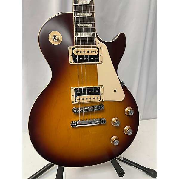 Used Gibson Used Gibson Les Paul Traditional Pro V Satin Two Tone Sunburst Solid Body Electric Guitar