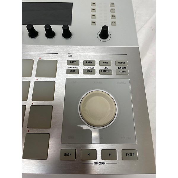 Used Native Instruments Used Native Instruments Maschine Studio MIDI Controller