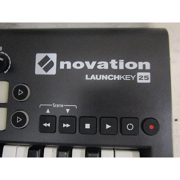 Used Novation Used Novation Launchkey 25 Key MIDI Controller