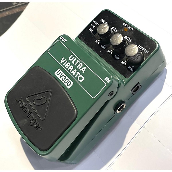 Used Behringer UV300 Ultra Vibrato Effect Pedal