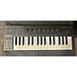 Used Native Instruments Used Native Instruments Komplete Kontrol M32 MIDI Controller thumbnail